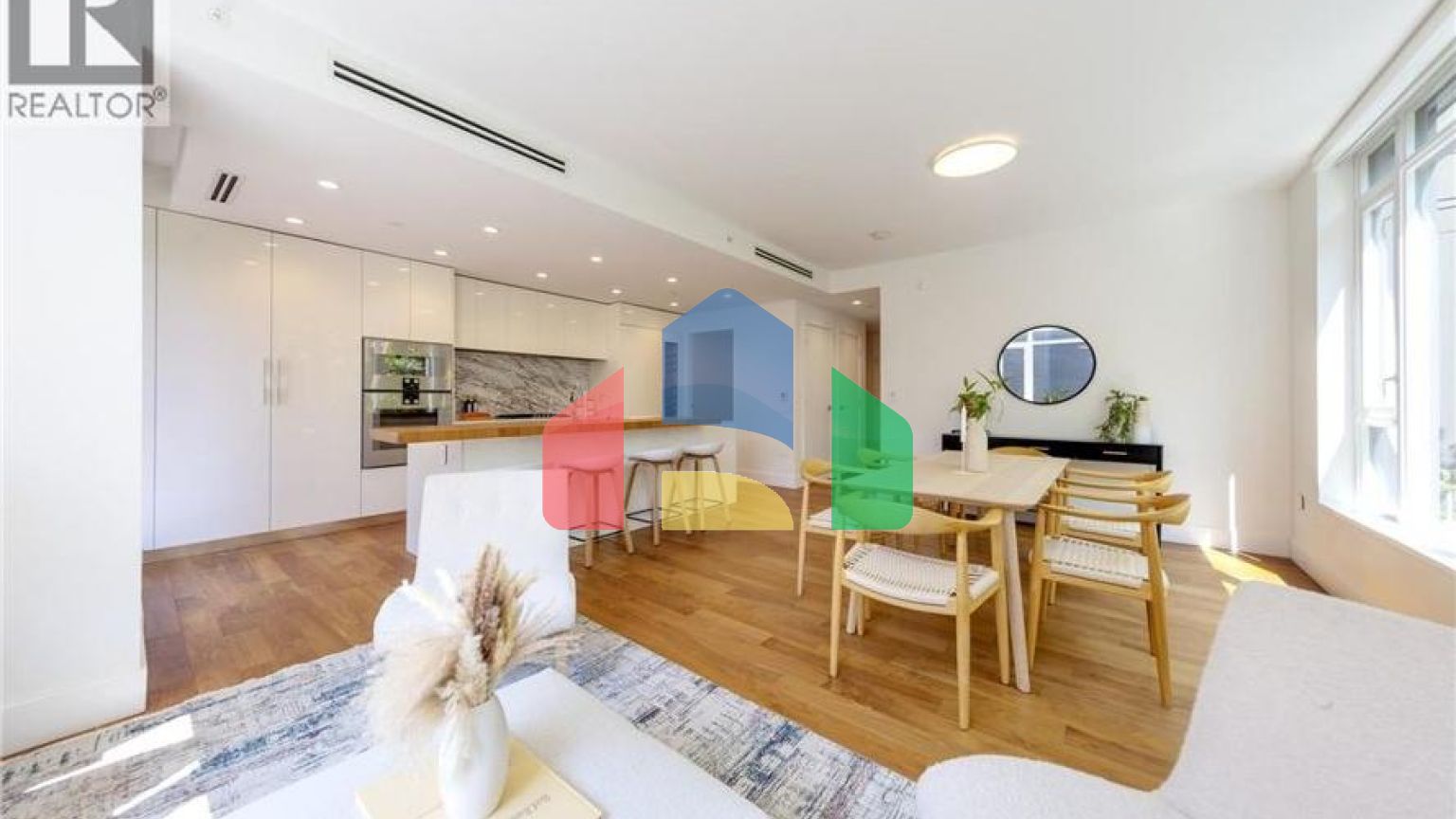 Residential - Single Family Home - Vancouver, Canada - Canada