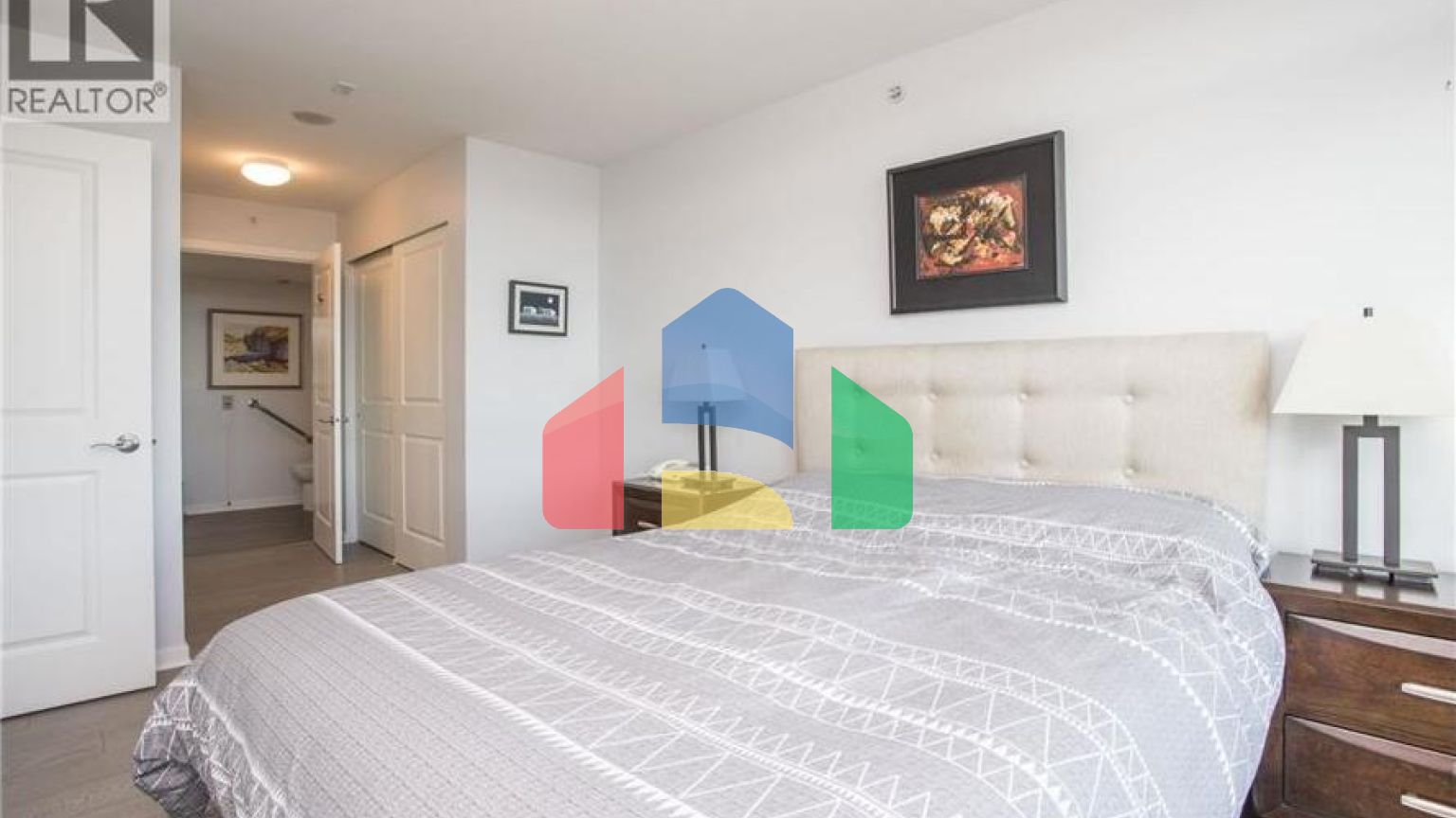 Residential - Single Family Home - Vancouver, Canada - Canada