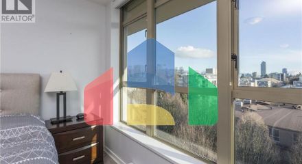 Residential - Single Family Home - Vancouver, Canada - Canada