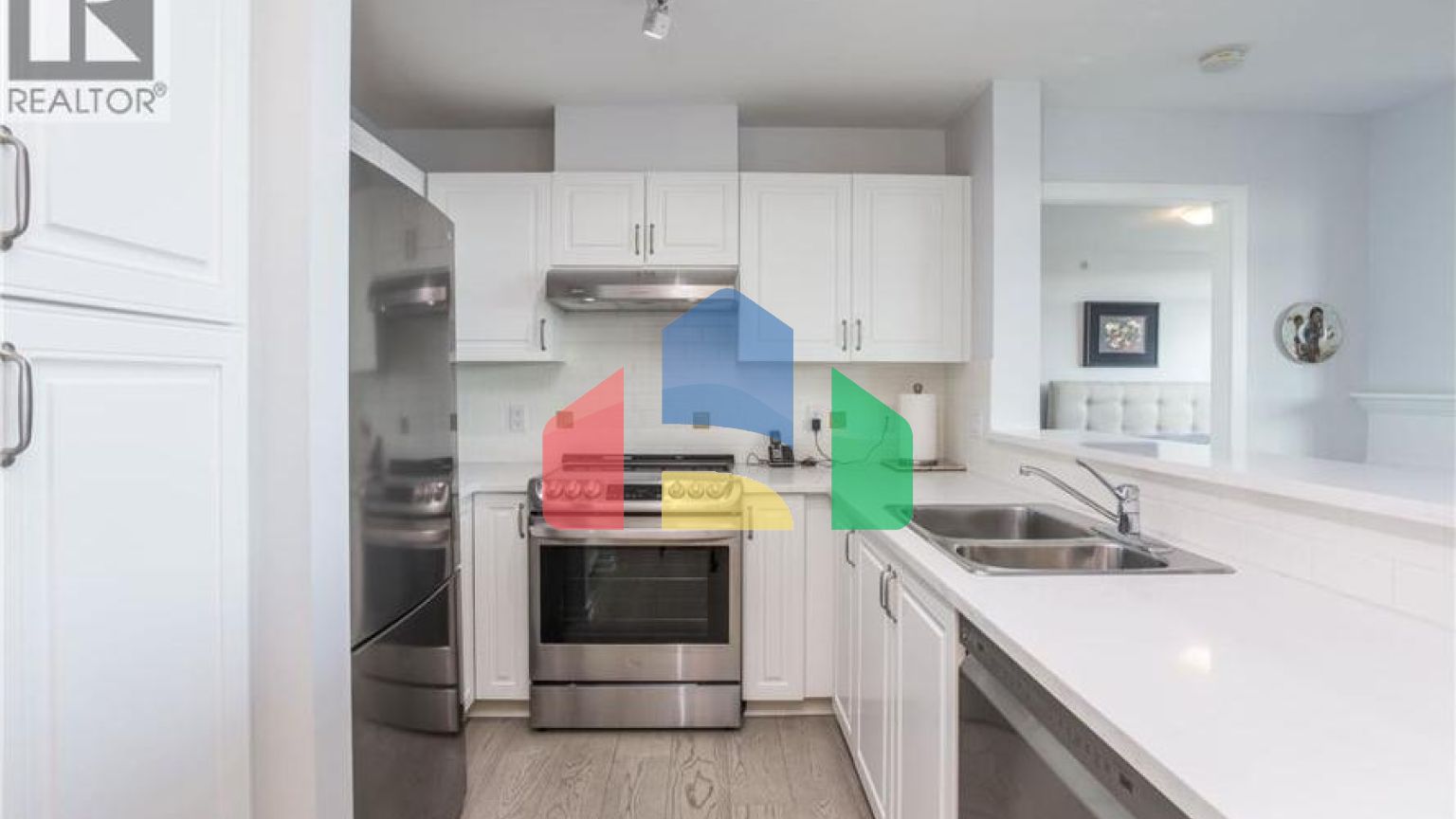 Residential - Single Family Home - Vancouver, Canada - Canada