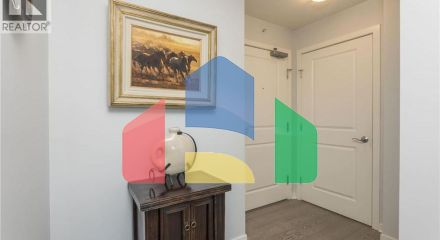 Residential - Single Family Home - Vancouver, Canada - Canada