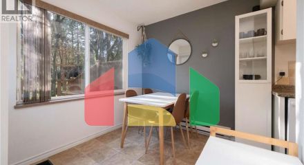 Residential - Townhouse - Vancouver, Canada - Canada