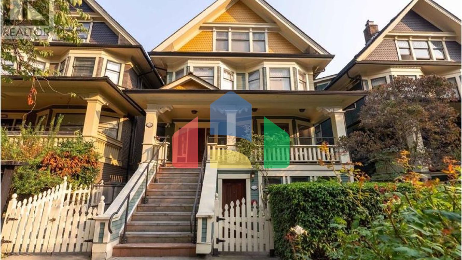 Residential - Townhouse - Vancouver, Canada - Canada