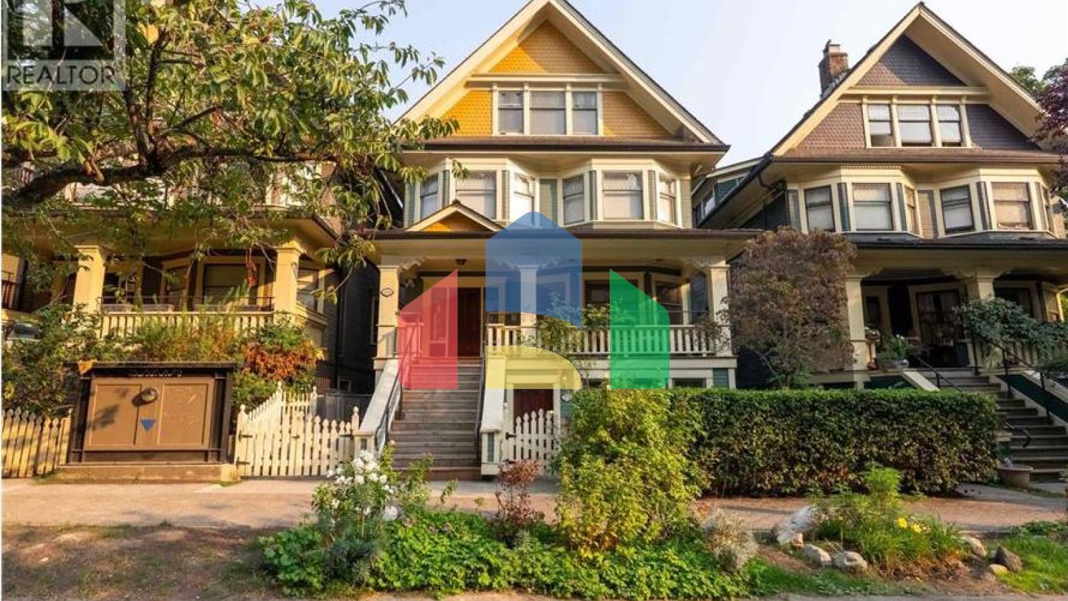 Residential - Townhouse - Vancouver, Canada - Canada