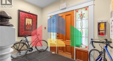 Residential - Townhouse - Vancouver, Canada - Canada