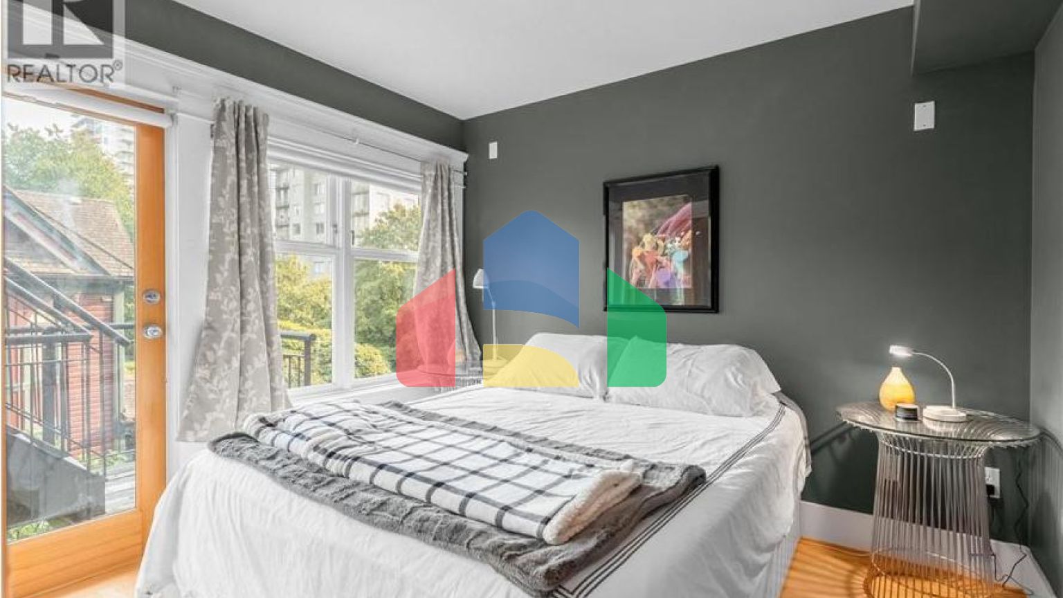 Residential - Townhouse - Vancouver, Canada - Canada