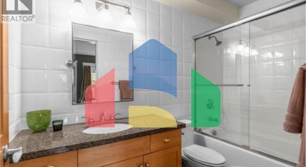 Residential - Townhouse - Vancouver, Canada - Canada