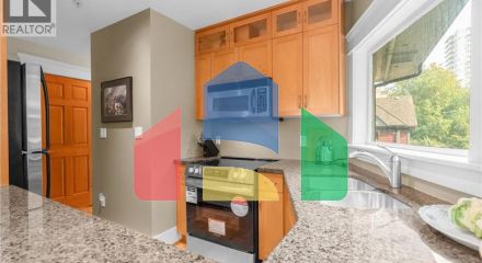 Residential - Townhouse - Vancouver, Canada - Canada