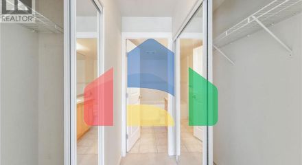 Residential - Single Family Home - Vancouver, Canada - Canada