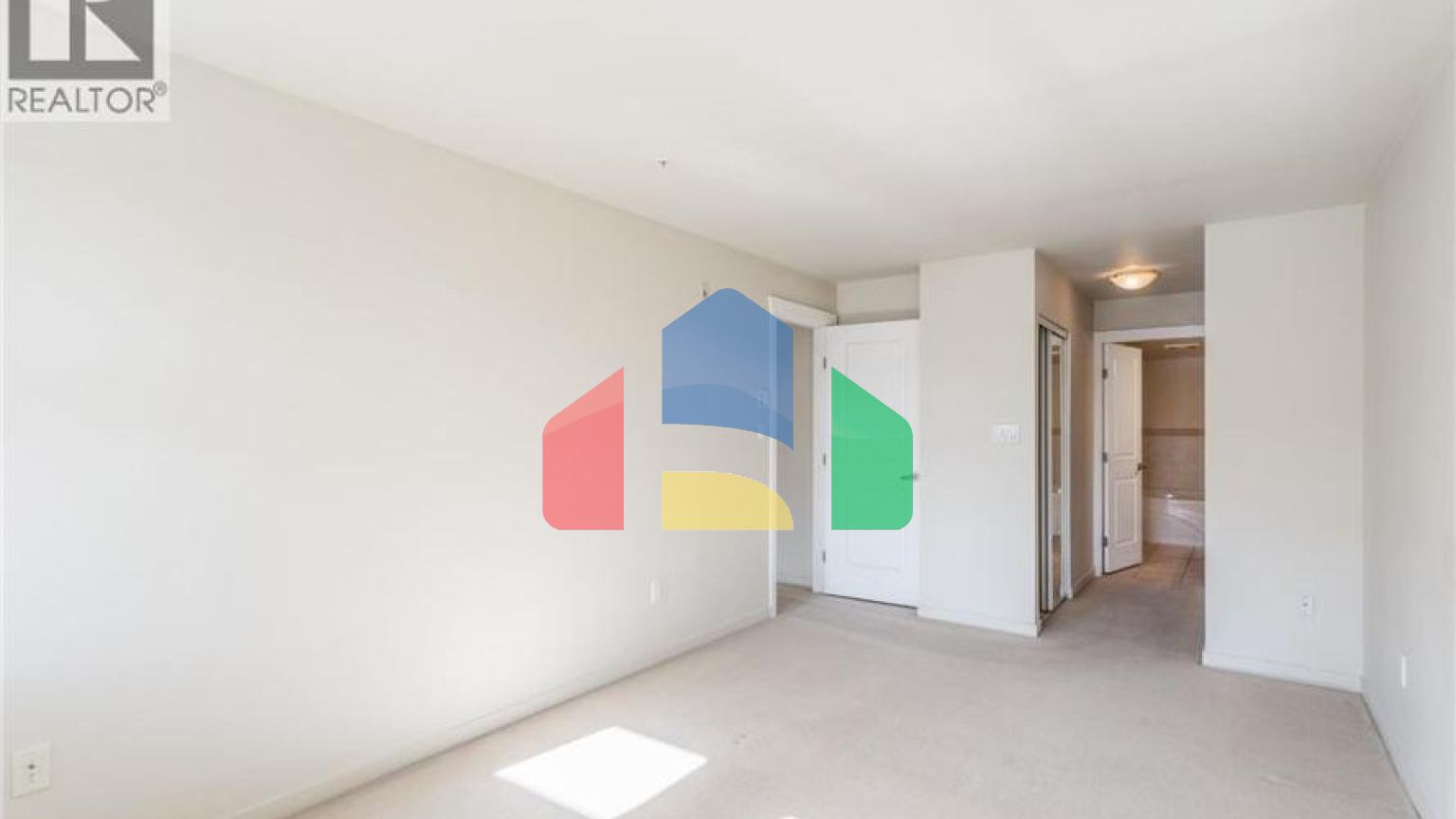 Residential - Single Family Home - Vancouver, Canada - Canada