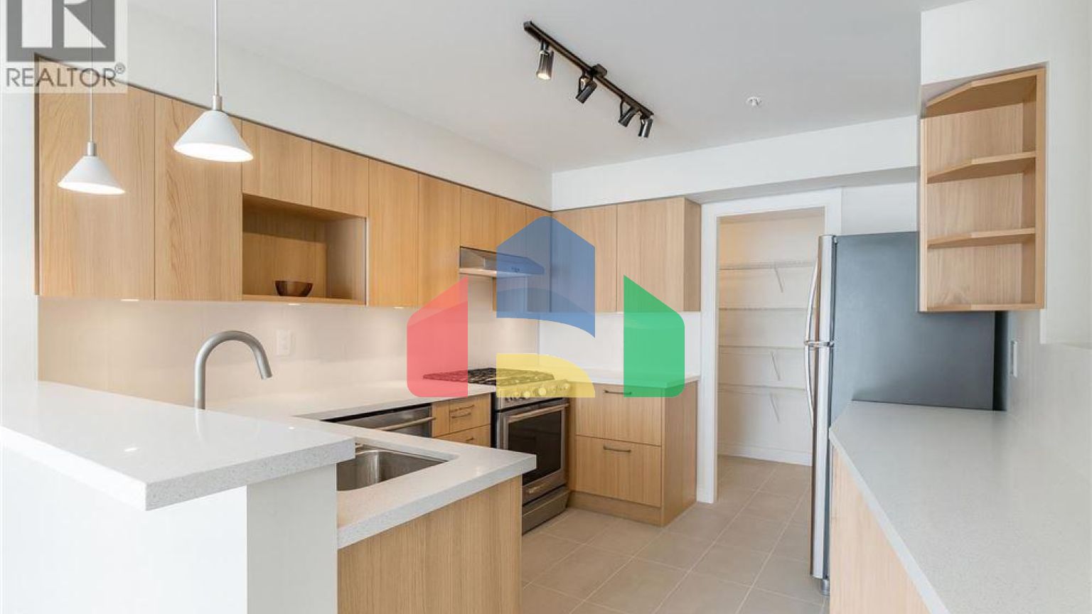 Residential - Single Family Home - Vancouver, Canada - Canada