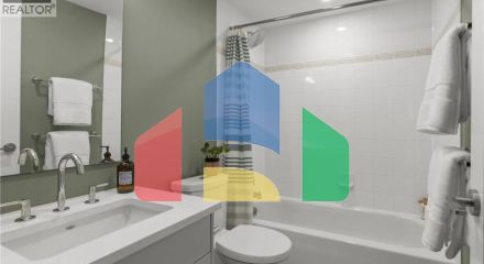 Residential - Single Family Home - Vancouver, Canada - Canada