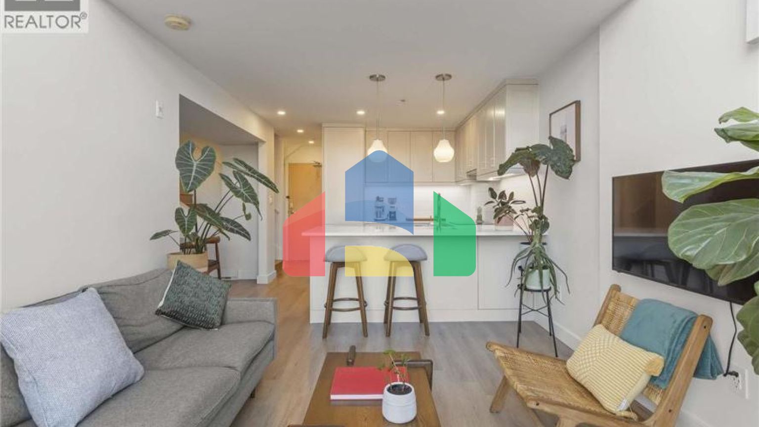 Residential - Single Family Home - Vancouver, Canada - Canada