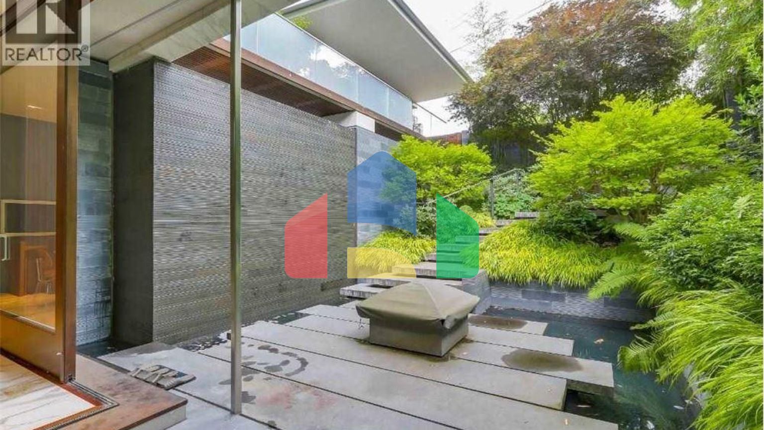 Residential - Single Family Home - Vancouver, Canada - Canada