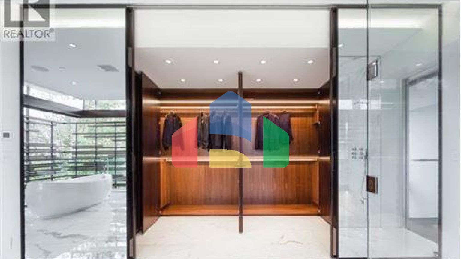 Residential - Single Family Home - Vancouver, Canada - Canada