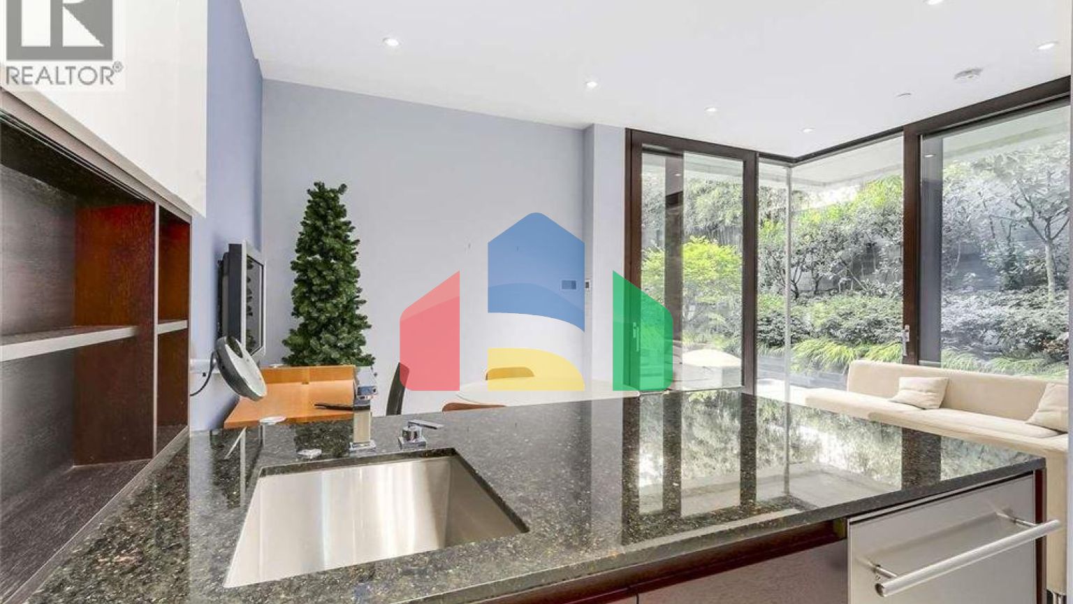 Residential - Single Family Home - Vancouver, Canada - Canada