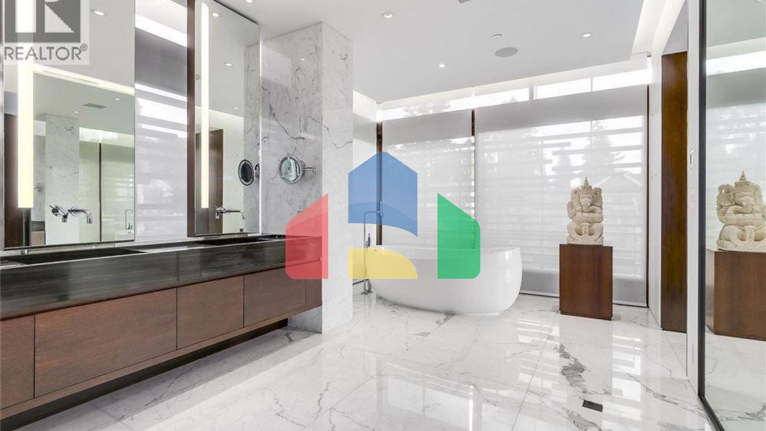 Residential - Single Family Home - Vancouver, Canada - Canada