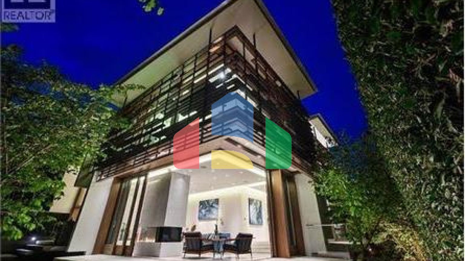 Residential - Single Family Home - Vancouver, Canada - Canada