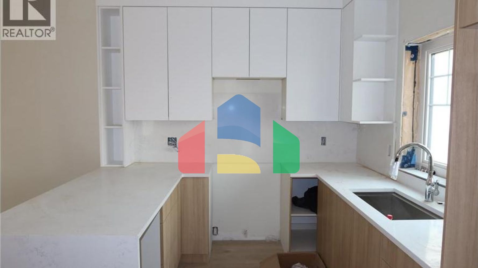 Residential - Single Family Home - Vancouver, Canada - Canada