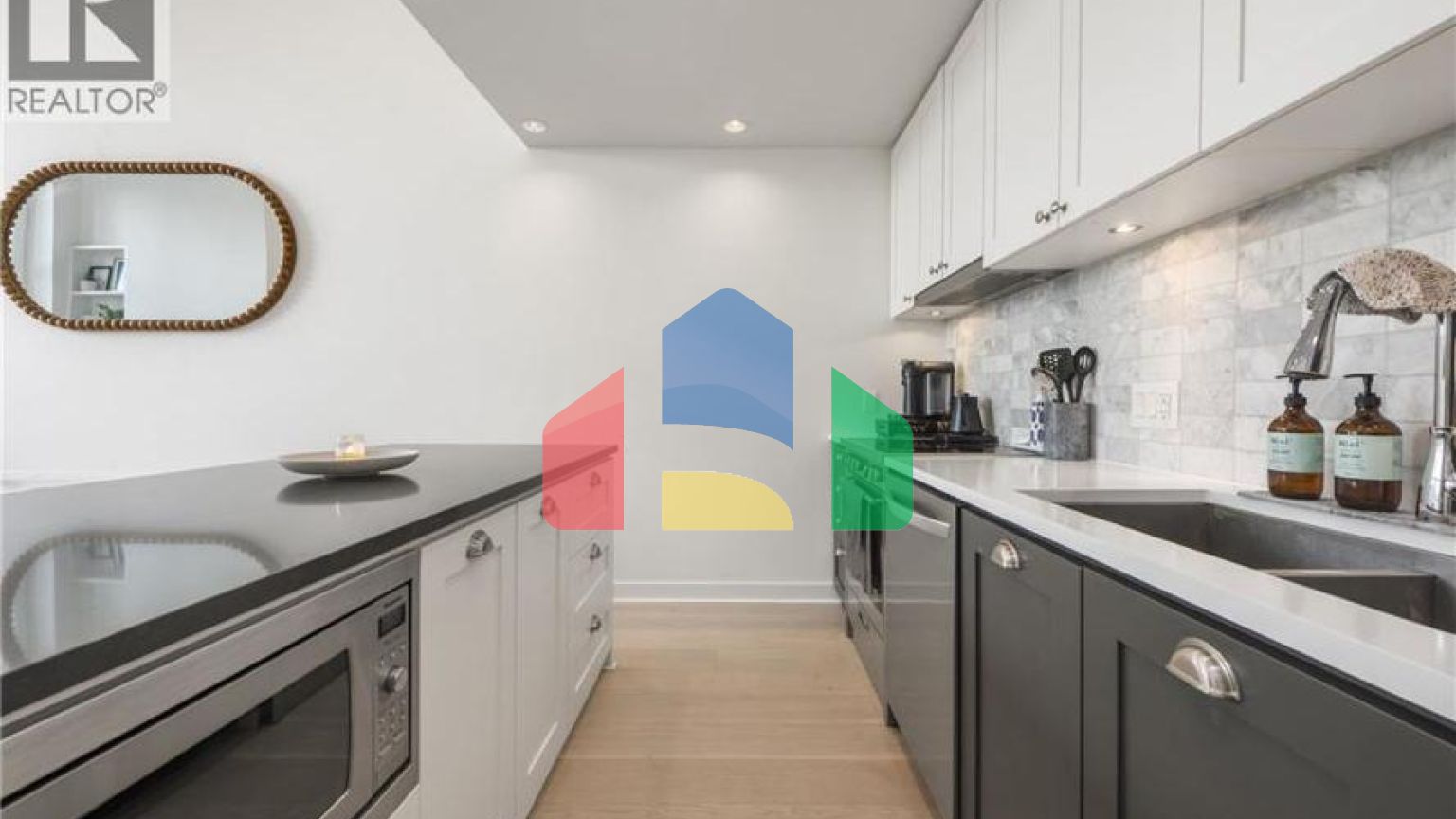 Residential - Townhouse - Vancouver, Canada - Canada