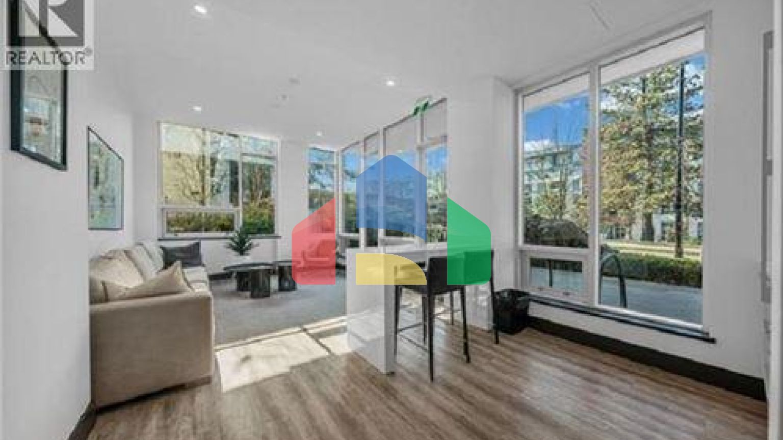 Residential - Single Family Home - Vancouver, Canada - Canada