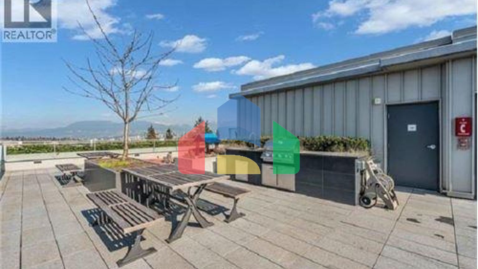 Residential - Single Family Home - Vancouver, Canada - Canada