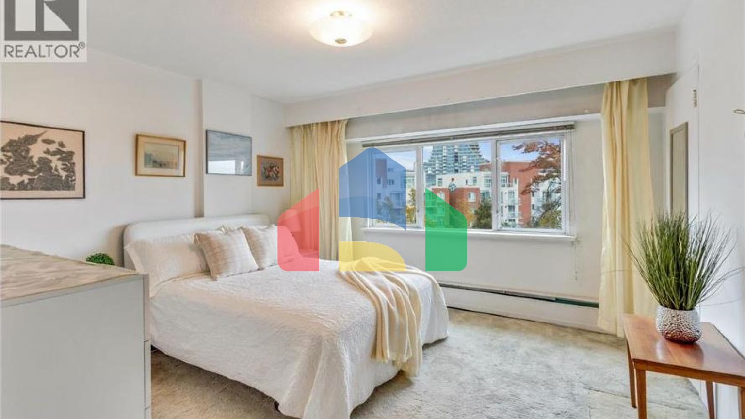 Residential - Single Family Home - Vancouver, Canada - Canada