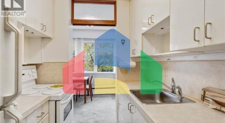 Residential - Single Family Home - Vancouver, Canada - Canada