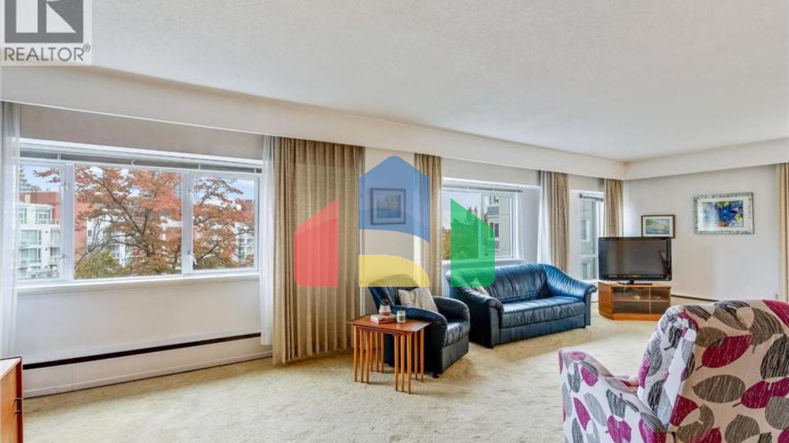 Residential - Single Family Home - Vancouver, Canada - Canada