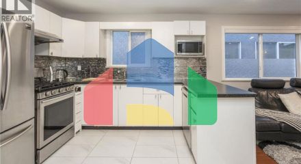 Residential - Single Family Home - Vancouver, Canada - Canada