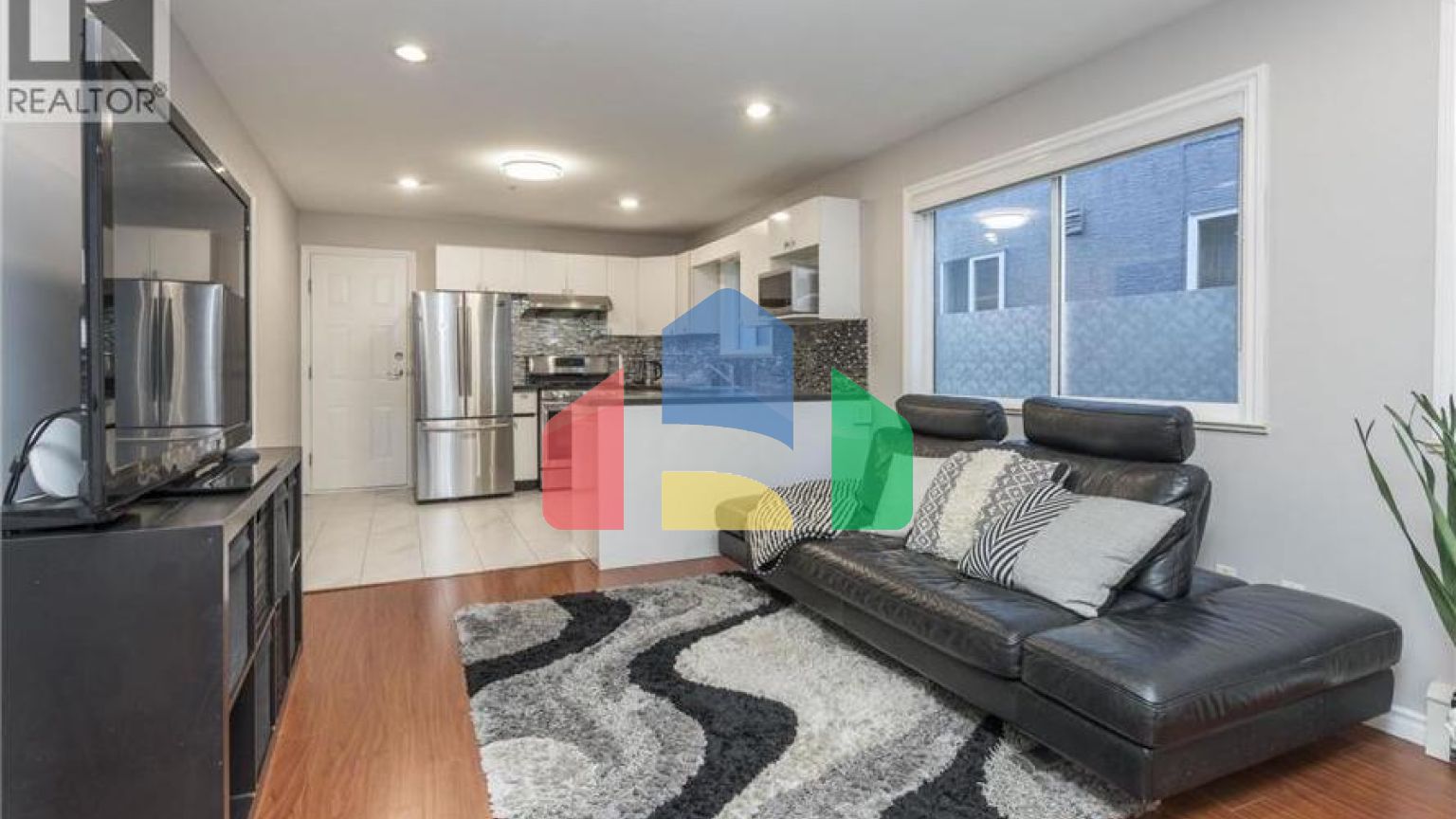 Residential - Single Family Home - Vancouver, Canada - Canada