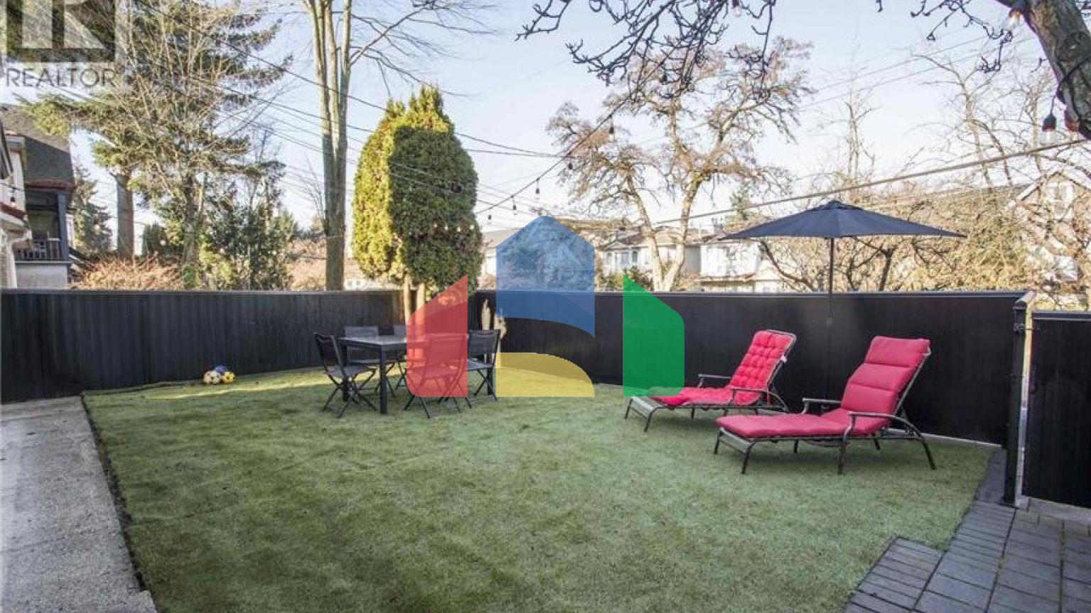 Residential - Single Family Home - Vancouver, Canada - Canada