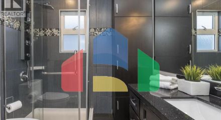 Residential - Single Family Home - Vancouver, Canada - Canada