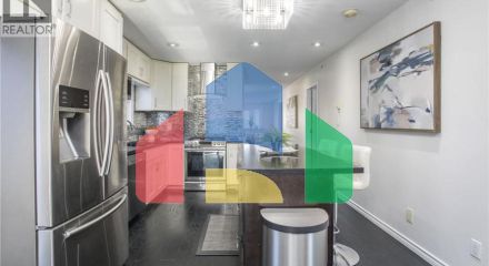 Residential - Single Family Home - Vancouver, Canada - Canada