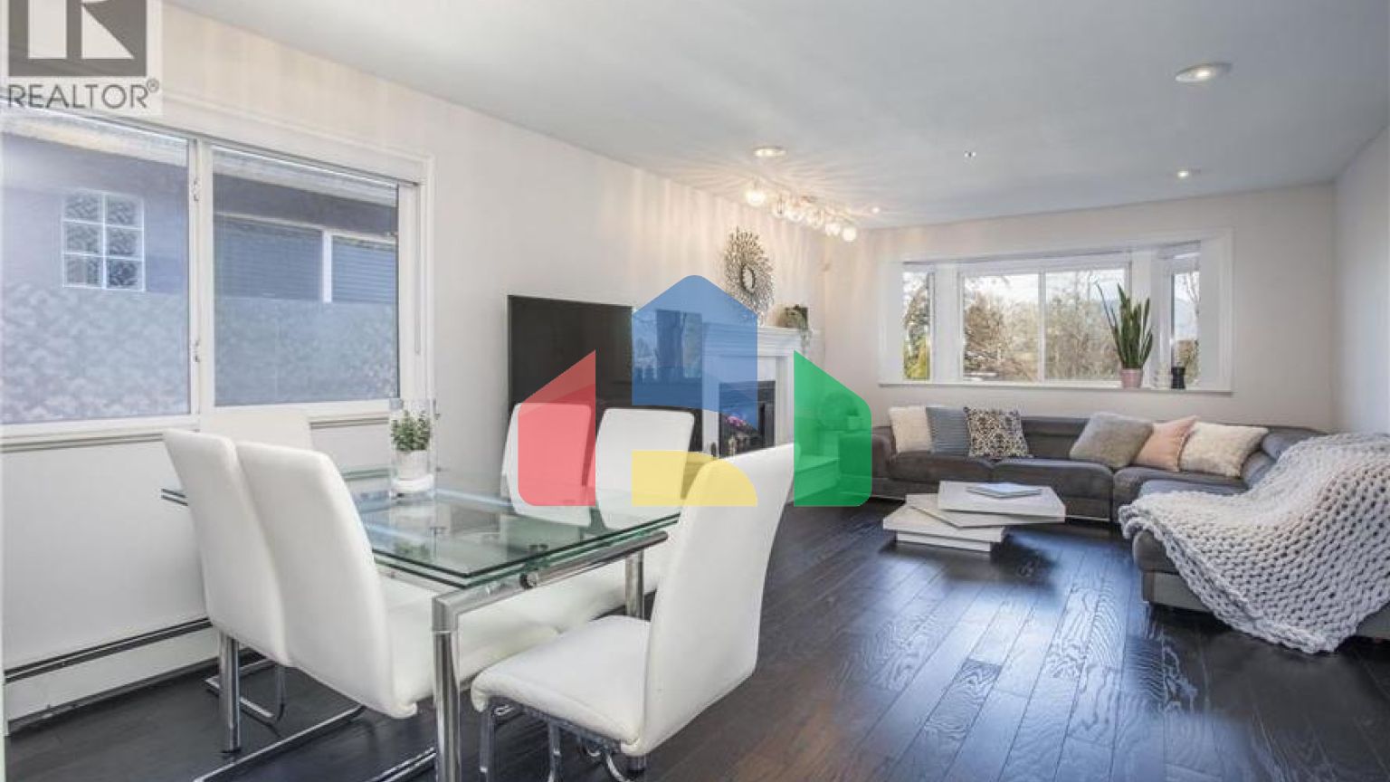 Residential - Single Family Home - Vancouver, Canada - Canada