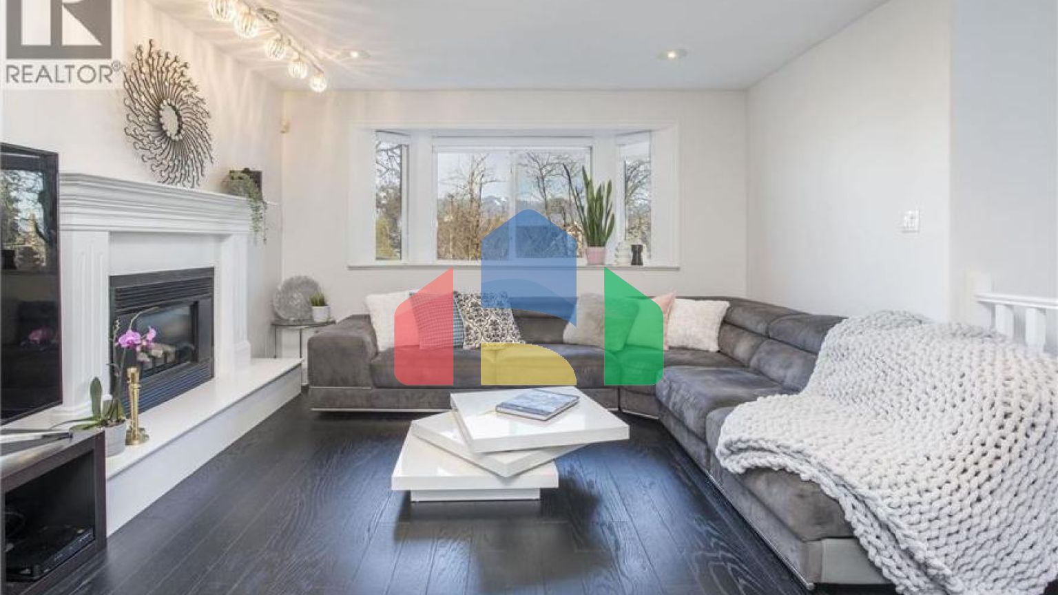 Residential - Single Family Home - Vancouver, Canada - Canada