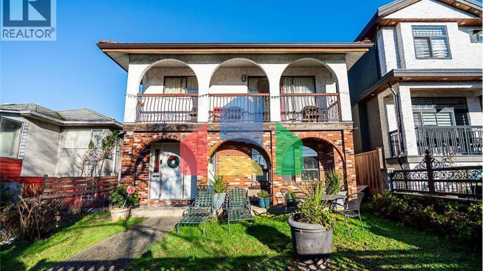 Residential - Single Family Home - Vancouver, Canada - Canada