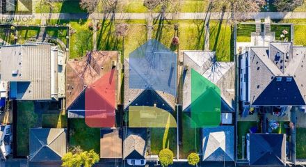 Residential - Single Family Home - Vancouver, Canada - Canada