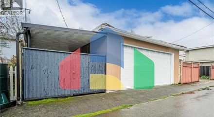 Residential - Single Family Home - Vancouver, Canada - Canada