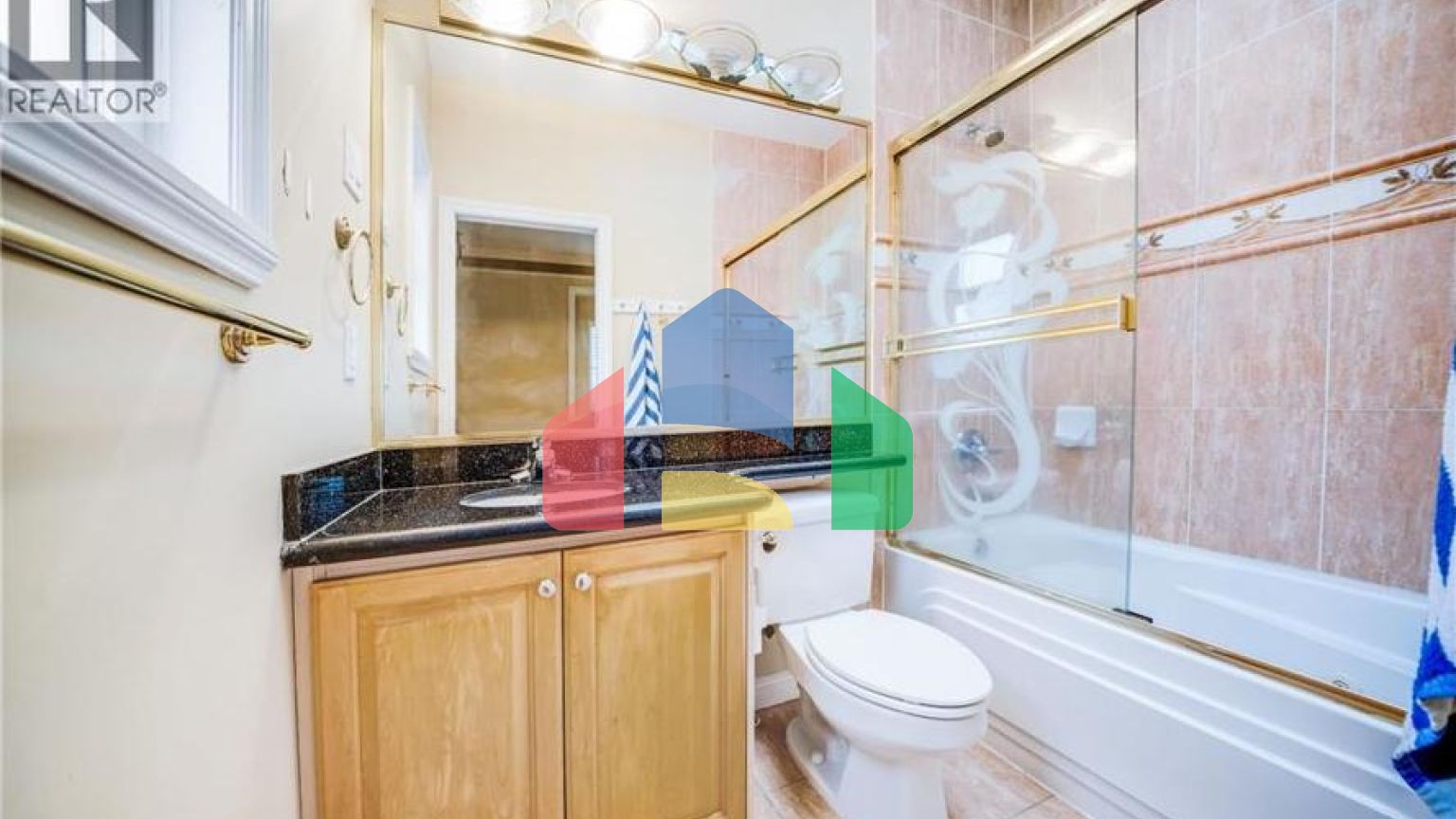 Residential - Single Family Home - Vancouver, Canada - Canada