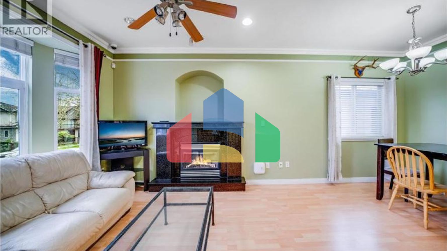 Residential - Single Family Home - Vancouver, Canada - Canada