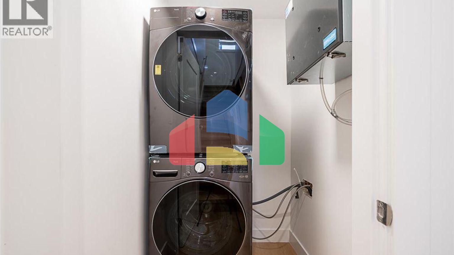 Residential - Single Family Home - Vancouver, Canada - Canada