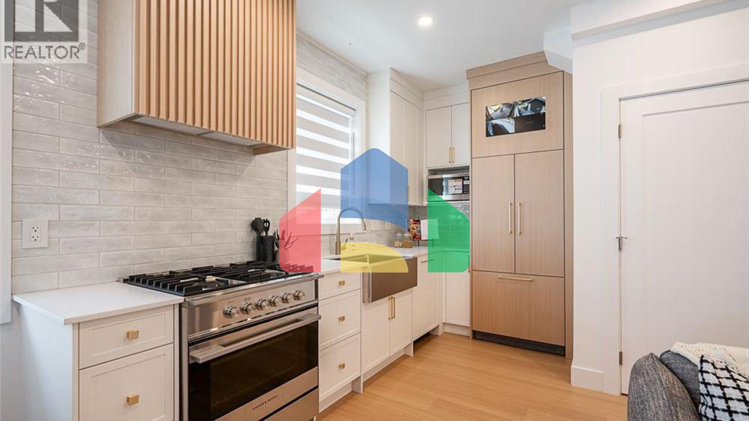 Residential - Single Family Home - Vancouver, Canada - Canada