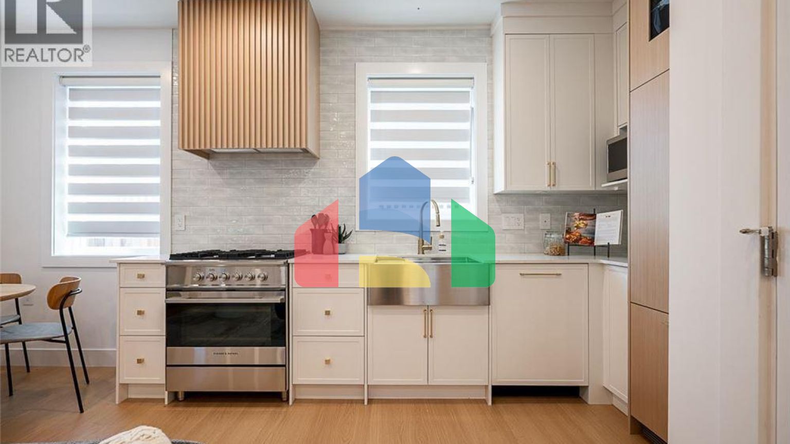 Residential - Single Family Home - Vancouver, Canada - Canada