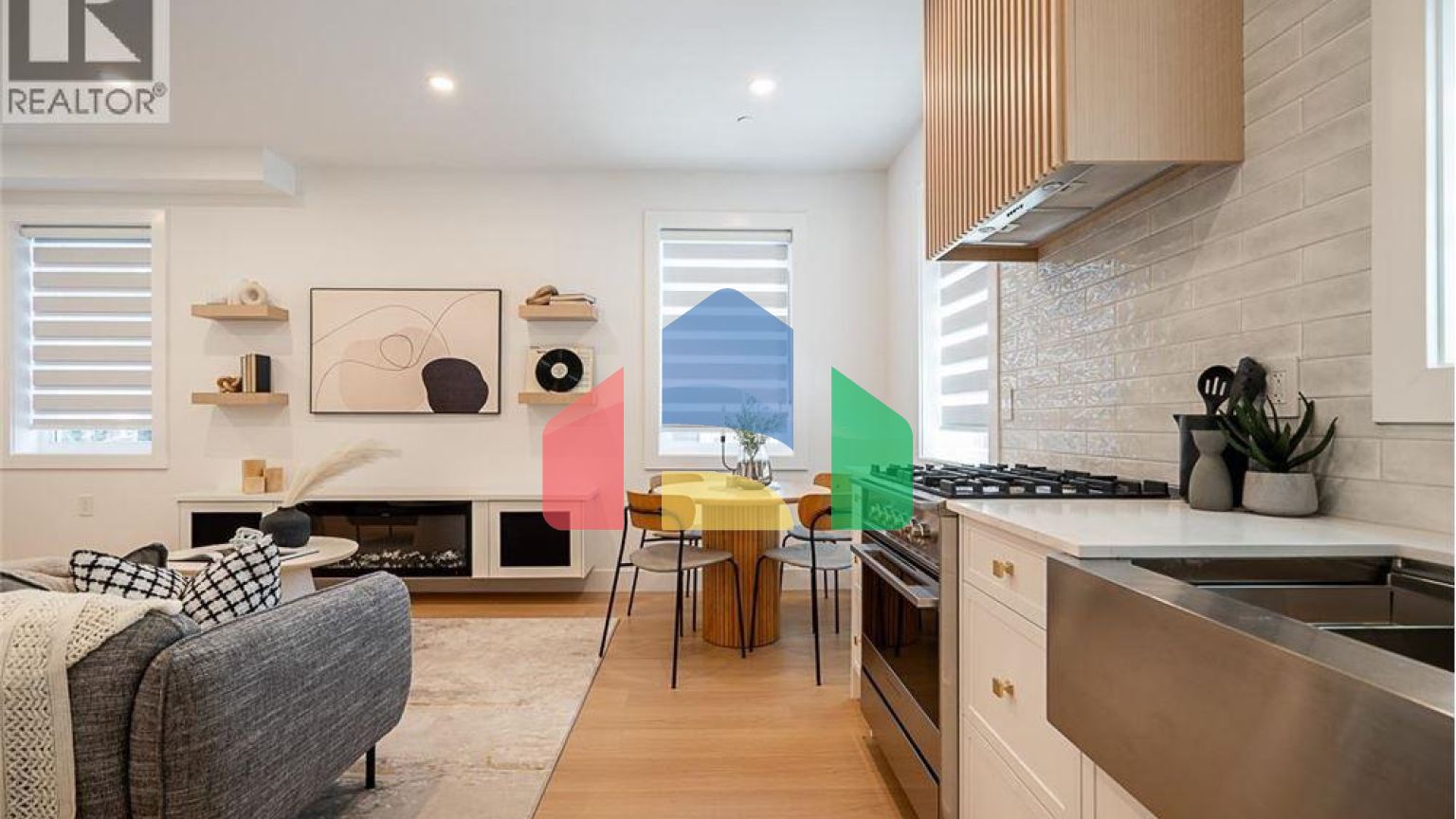 Residential - Single Family Home - Vancouver, Canada - Canada