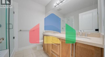 Residential - Townhouse - Vancouver, Canada - Canada