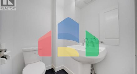 Residential - Townhouse - Vancouver, Canada - Canada