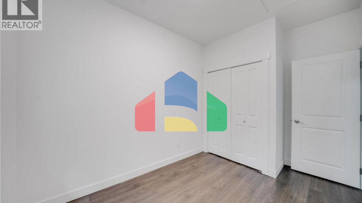 Residential - Townhouse - Vancouver, Canada - Canada