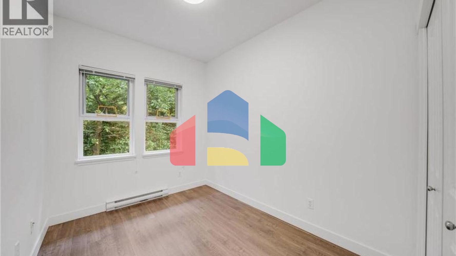 Residential - Townhouse - Vancouver, Canada - Canada