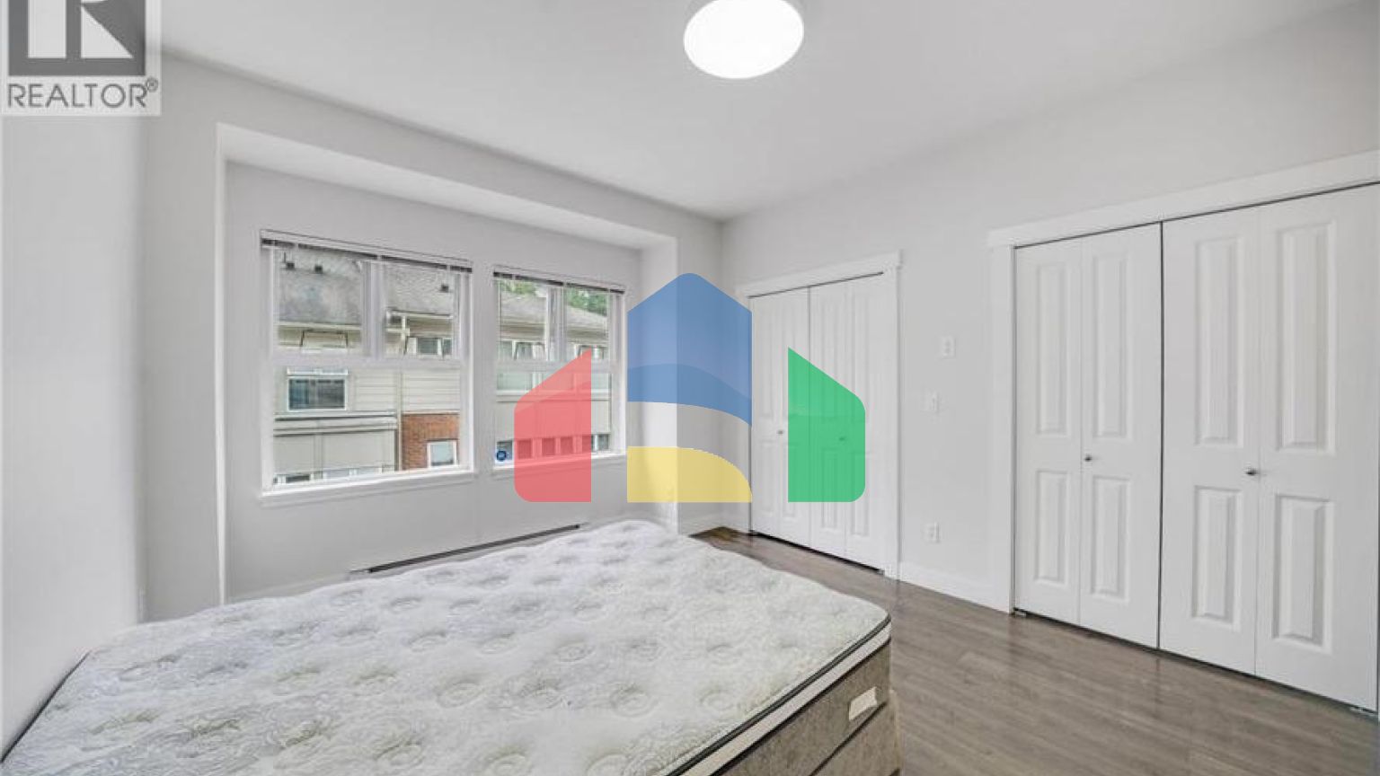 Residential - Townhouse - Vancouver, Canada - Canada